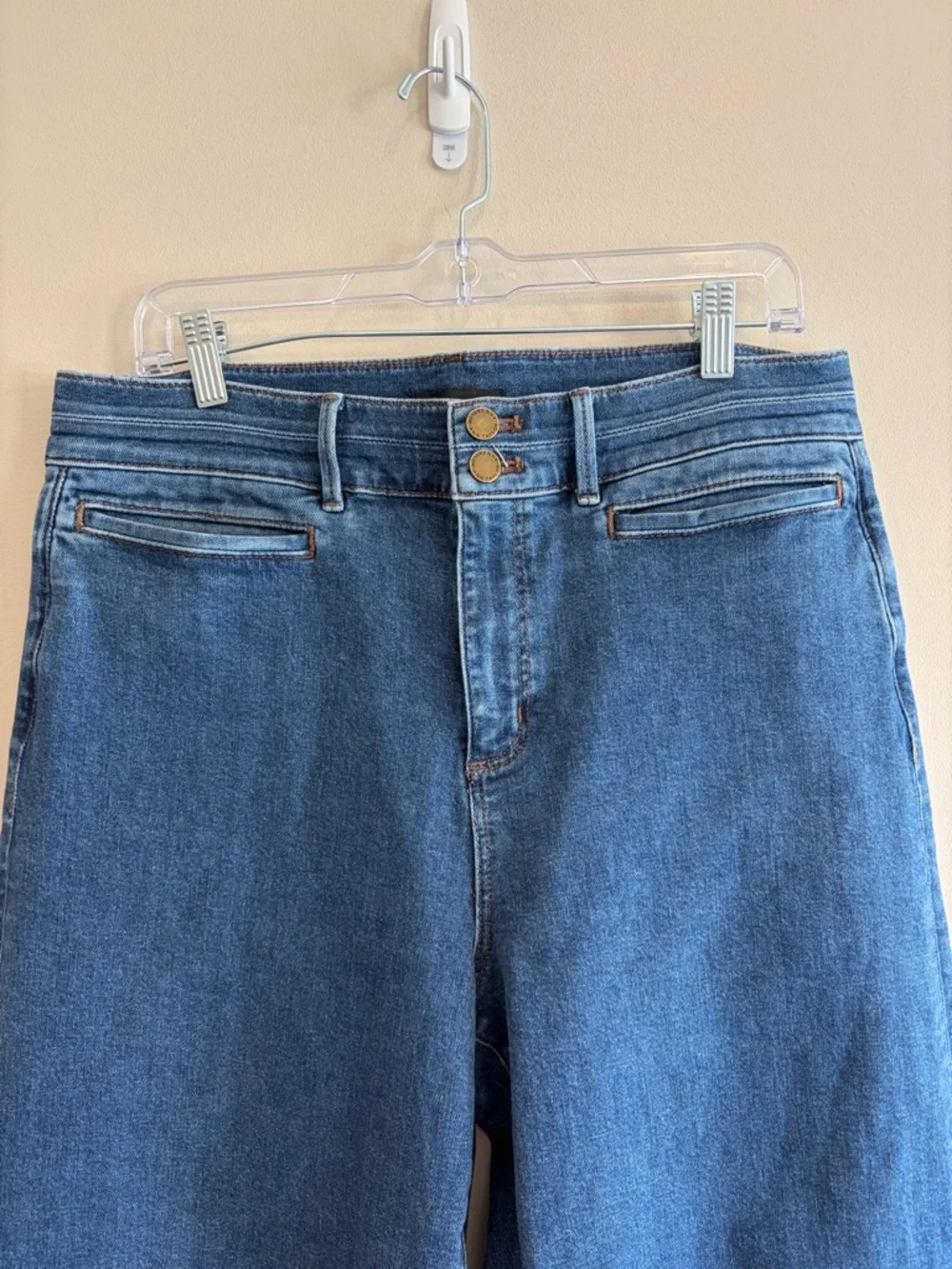 Popular “The Wide Leg “ Cropped Sailor Jeans by ANN TAYLOR. Size 12 - Picture 6 of 10